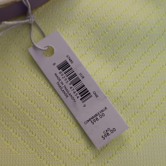 - Coach Lilac Enamel & Goldtone Metal Bangle NWT - Picture 3 of 5